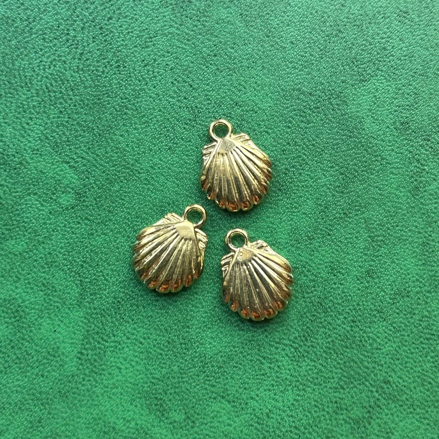 Loana Signature Charm